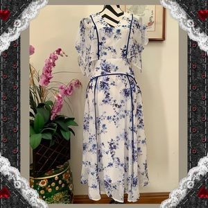 Chelsea28 Floral Flutter Sleeve Midi Dress